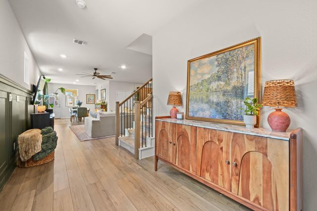 524 Possumhaw LN, San Marcos, TX 78666