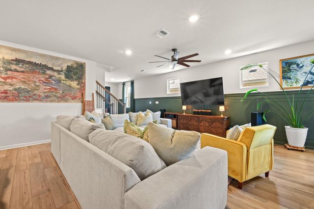 524 Possumhaw LN, San Marcos, TX 78666