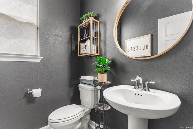 106 Escondido, Boerne, TX 78006