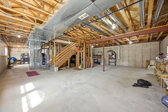 2905 Plumrose Lane, Mchenry, IL 60050