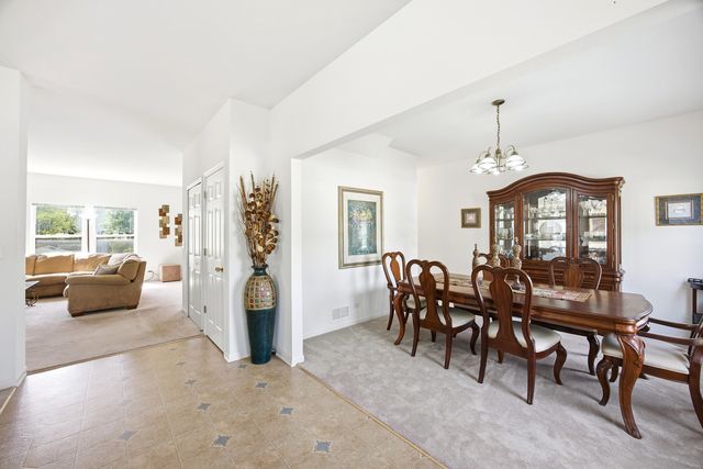 2905 Plumrose Lane, Mchenry, IL 60050