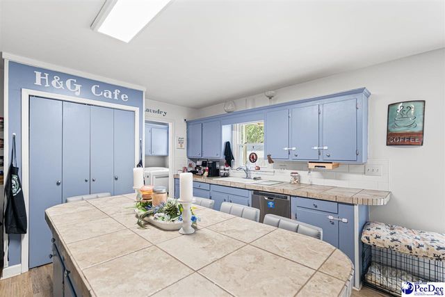 1439 Chandler Circle, Florence, SC 29505