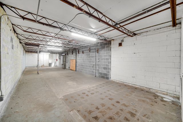 5010 S State Street, Chicago, IL 60609