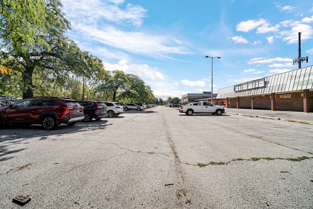 5010 S State Street, Chicago, IL 60609