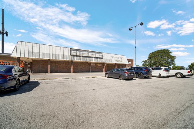 5010 S State Street, Chicago, IL 60609