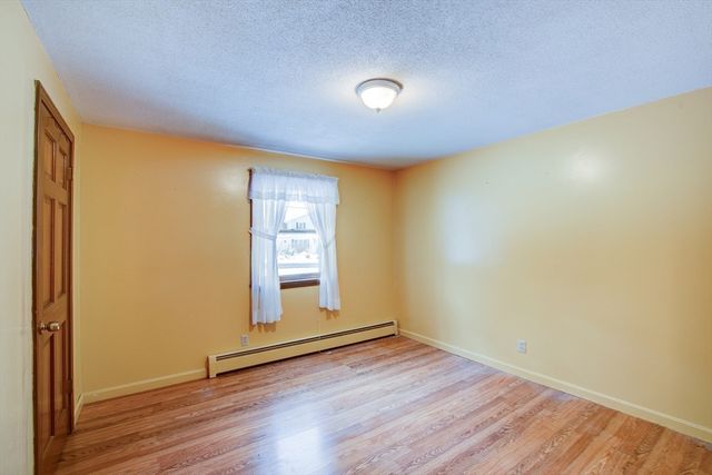 207 Sherbert Rd, Ashburnham, MA 01430