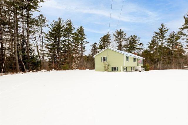 207 Sherbert Rd, Ashburnham, MA 01430