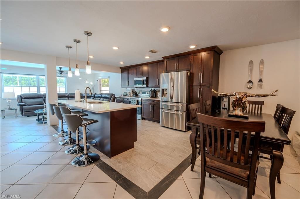 1313 SE 37th TER, CAPE CORAL, FL 33904 — photo 4