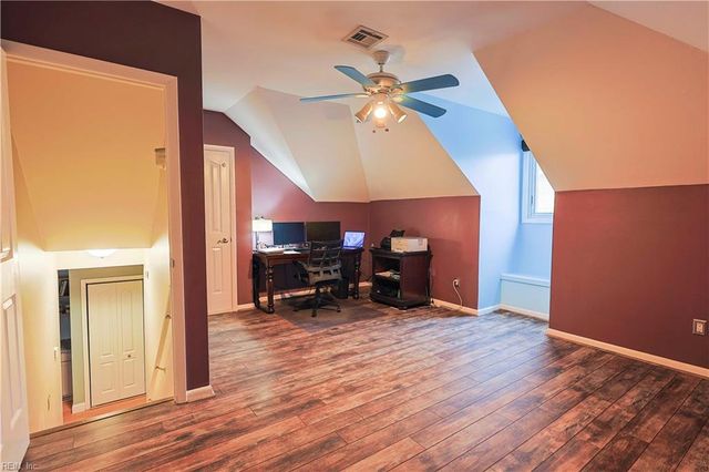 1146 Fairway DR, Chesapeake, VA 23320