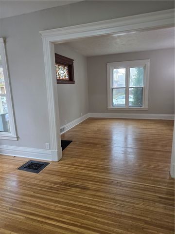 36 Thayer Street, Rochester, NY 14607