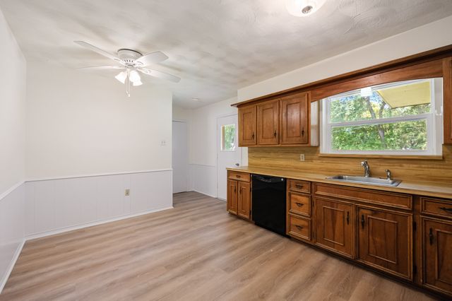 808 Jackson Street, Rockwall, TX 75087