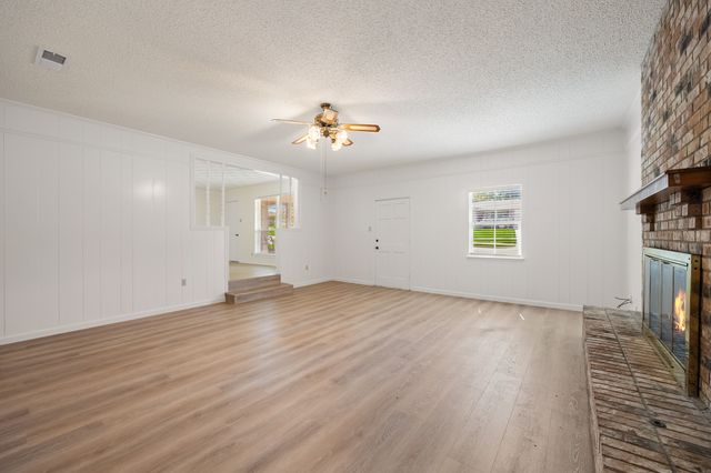 808 Jackson Street, Rockwall, TX 75087