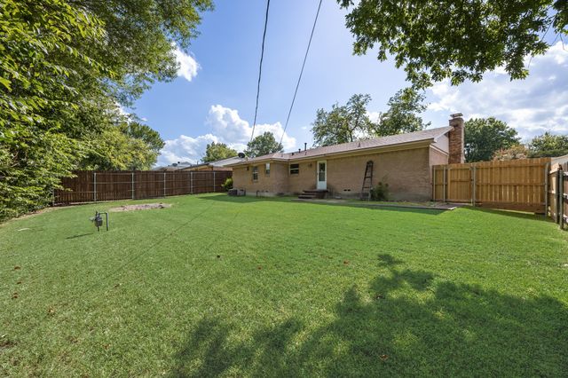 808 Jackson Street, Rockwall, TX 75087