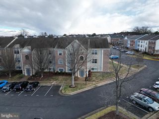1123 HUNTMASTER TER NE #202, Leesburg, VA 20176