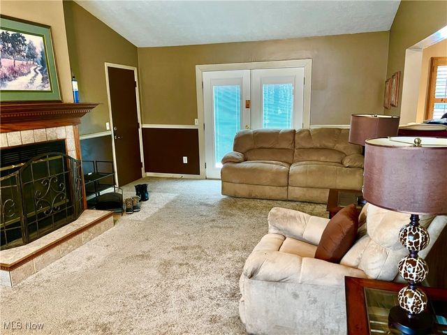 2376 Bay Meadow Street, Madison, OH 44057