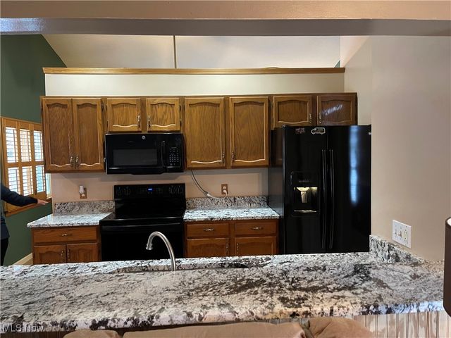 2376 Bay Meadow Street, Madison, OH 44057