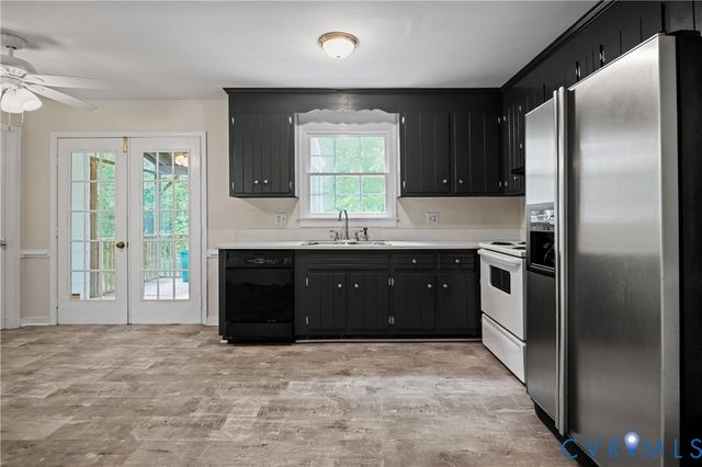 13830 Crosstimbers Rd, Chesterfield, VA 23112
