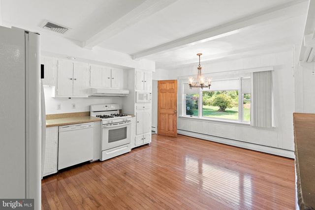 31 DEER RUN LN, Malvern, PA 19355