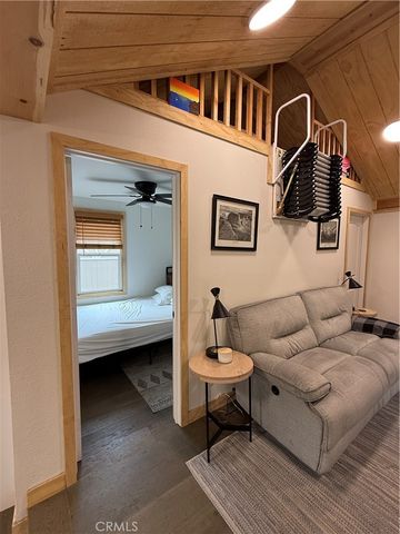 25881 Sunset, Twin Peaks, CA 92391