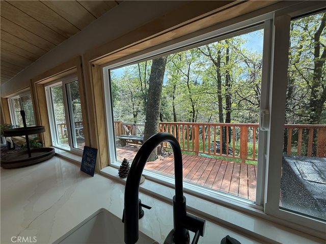 25881 Sunset, Twin Peaks, CA 92391