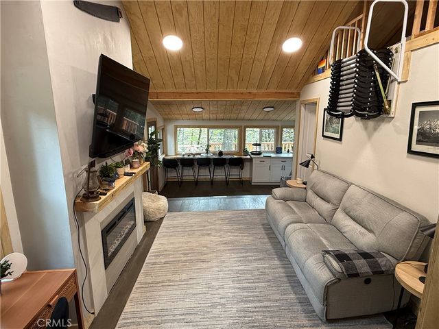 25881 Sunset, Twin Peaks, CA 92391