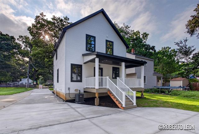 5109 Carson Avenue, Wyoming, MI 49548