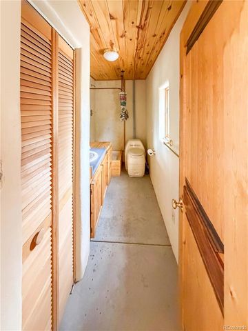 33 Big Bear Road, Mosca, CO 81146