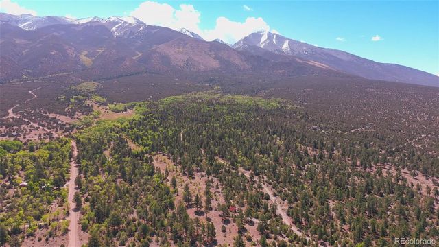 33 Big Bear Road, Mosca, CO 81146