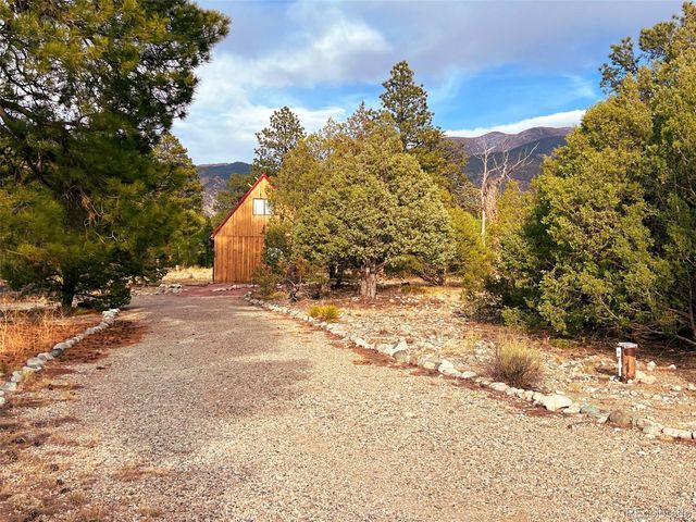 33 Big Bear Road, Mosca, CO 81146
