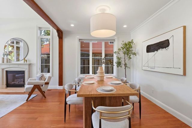 568 Irven Court, Palo Alto, CA 94306