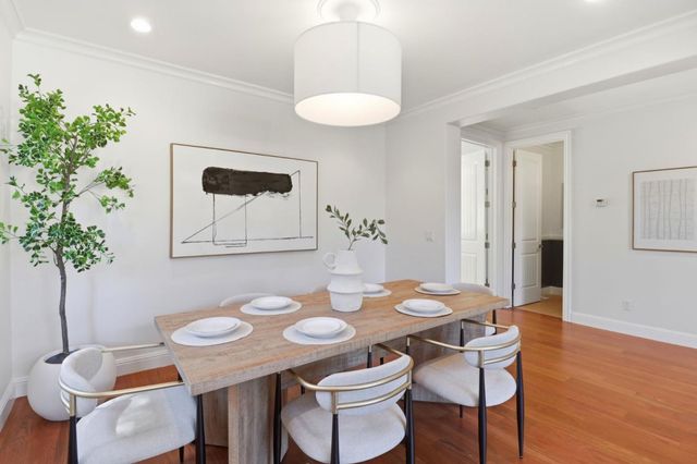 568 Irven Court, Palo Alto, CA 94306