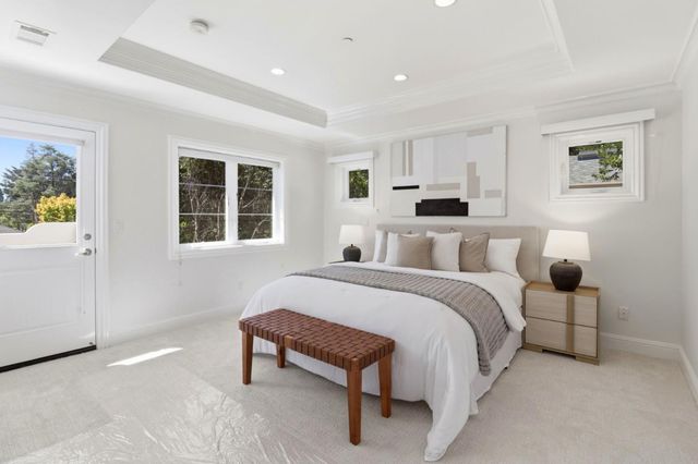568 Irven Court, Palo Alto, CA 94306