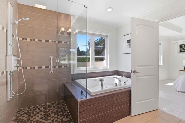 568 Irven Court, Palo Alto, CA 94306