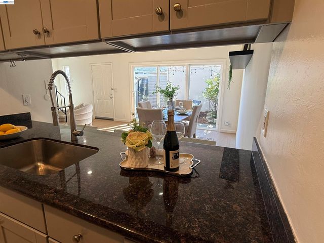 3965 Lake Tahoe Ter, Fremont, CA 94555