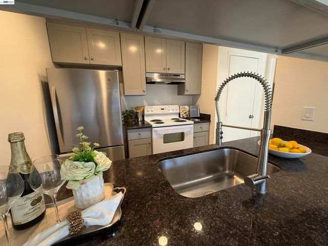 3965 Lake Tahoe Ter, Fremont, CA 94555