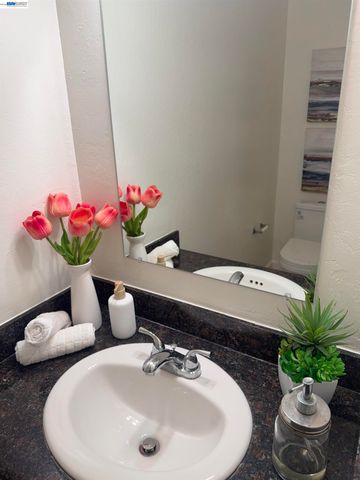 3965 Lake Tahoe Ter, Fremont, CA 94555