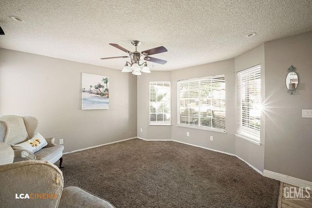 3800 Troutdale Court, Bakersfield, CA 93312