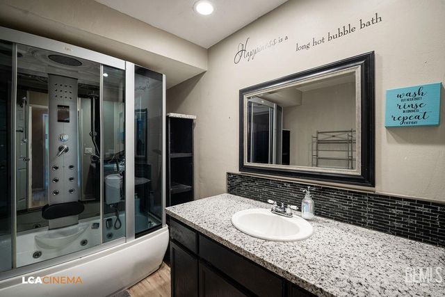 3800 Troutdale Court, Bakersfield, CA 93312
