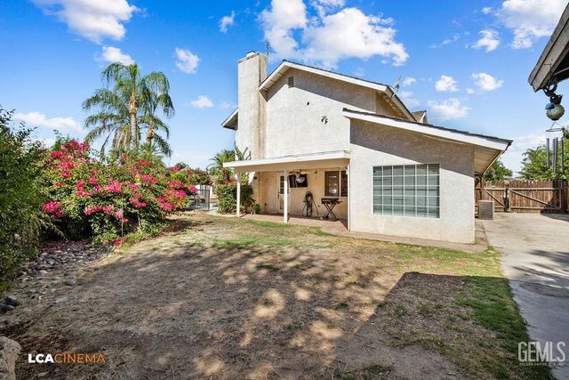3800 Troutdale Court, Bakersfield, CA 93312