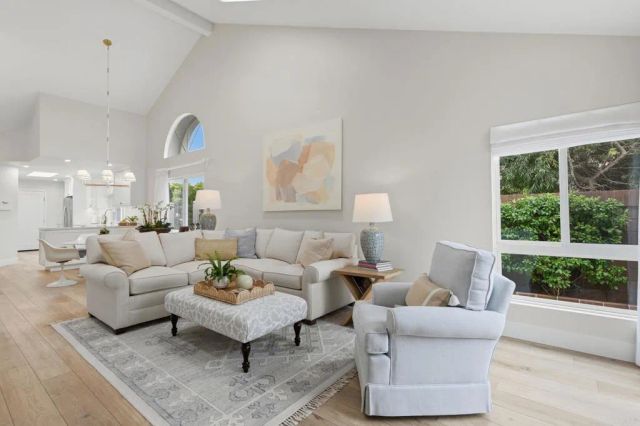 7102 Linden, Carlsbad, CA 92011