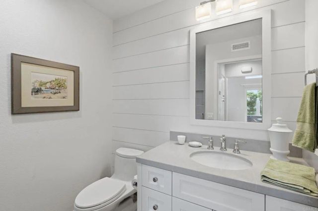 7102 Linden, Carlsbad, CA 92011