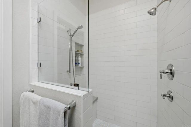 7102 Linden, Carlsbad, CA 92011