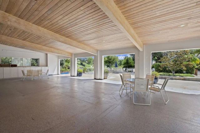 7102 Linden, Carlsbad, CA 92011