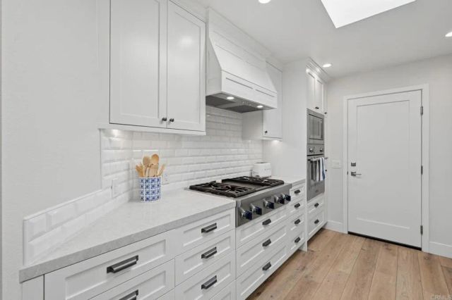 7102 Linden, Carlsbad, CA 92011