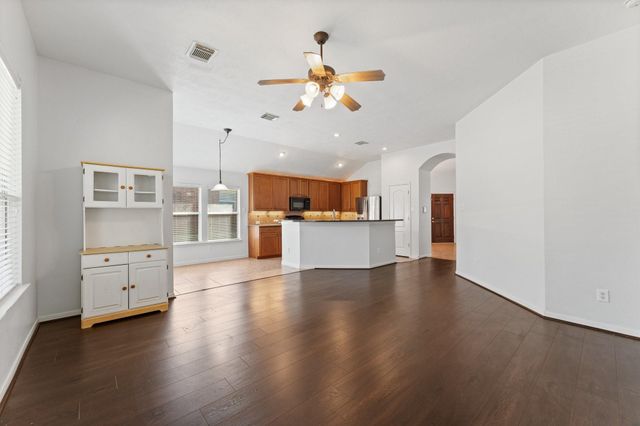 30106 Saw Oaks Drive, Magnolia, TX 77355