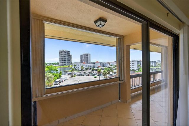 1030 Us Highway 1 413, North Palm Beach, FL 33408