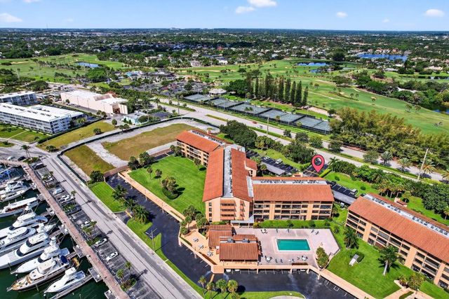 1030 Us Highway 1 413, North Palm Beach, FL 33408