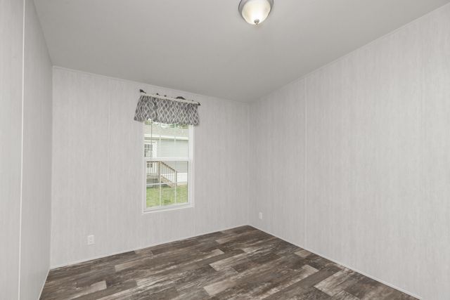 910 N Lloyd Street, Crestview, FL 32536