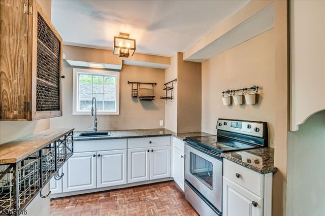 180 Blackwells Mills Rd, Franklin Twp., NJ 08873