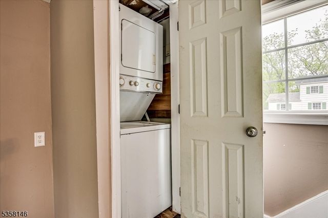 180 Blackwells Mills Rd, Franklin Twp., NJ 08873